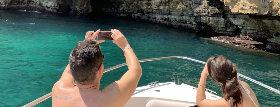4.5-Hour Private Boat Tour in Polignano