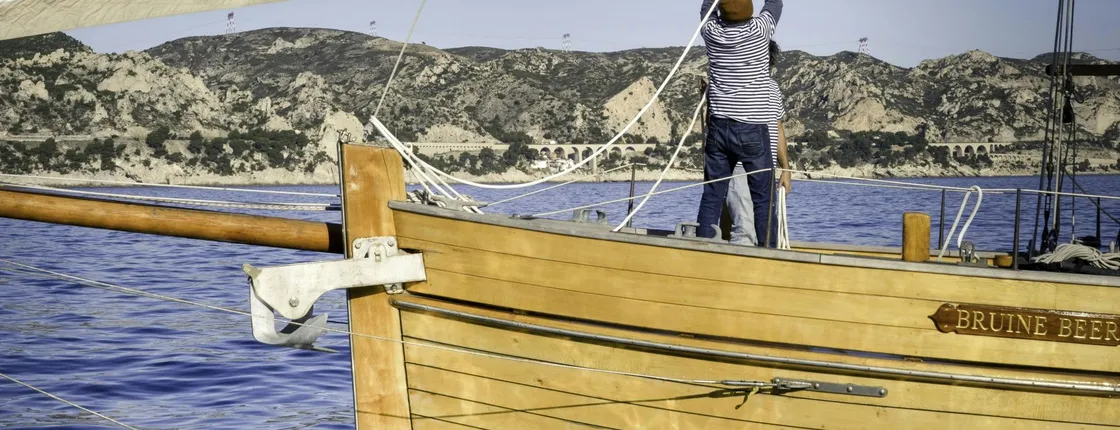 Sailing tour across Marseille's Calanques with onboard dining