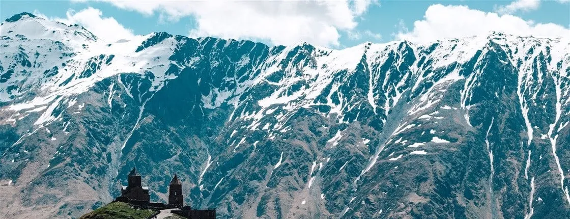 Private tour on a Georgian military road from Tbilisi