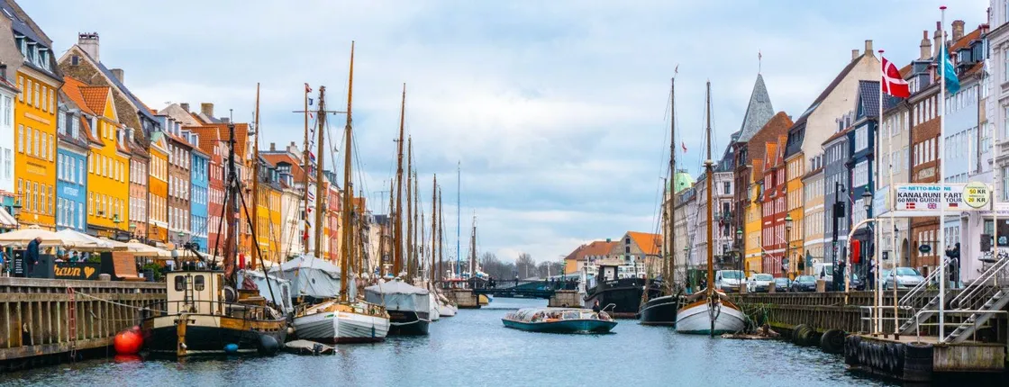 Discover Copenhagen in 1 hour with a local