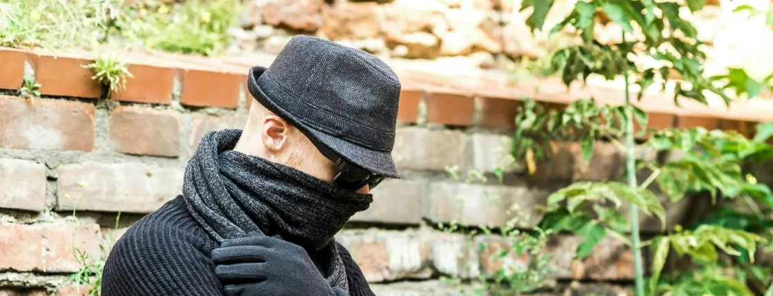 Interactive spy-themed city game with host-guide in Warsaw Old Town