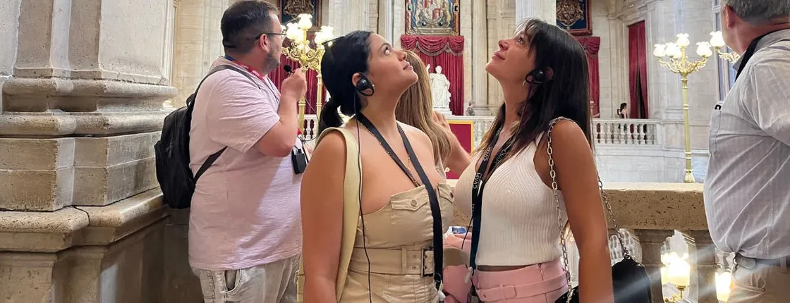 Madrid Royal Palace and Retiro Park guided tour with fast-track access