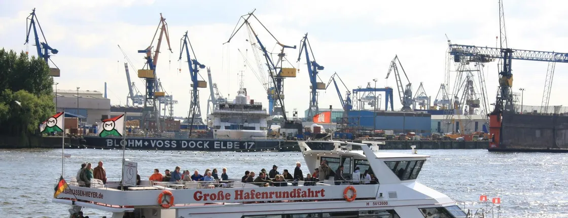 1-hour Guided Boat Tour of Hamburg Harbor