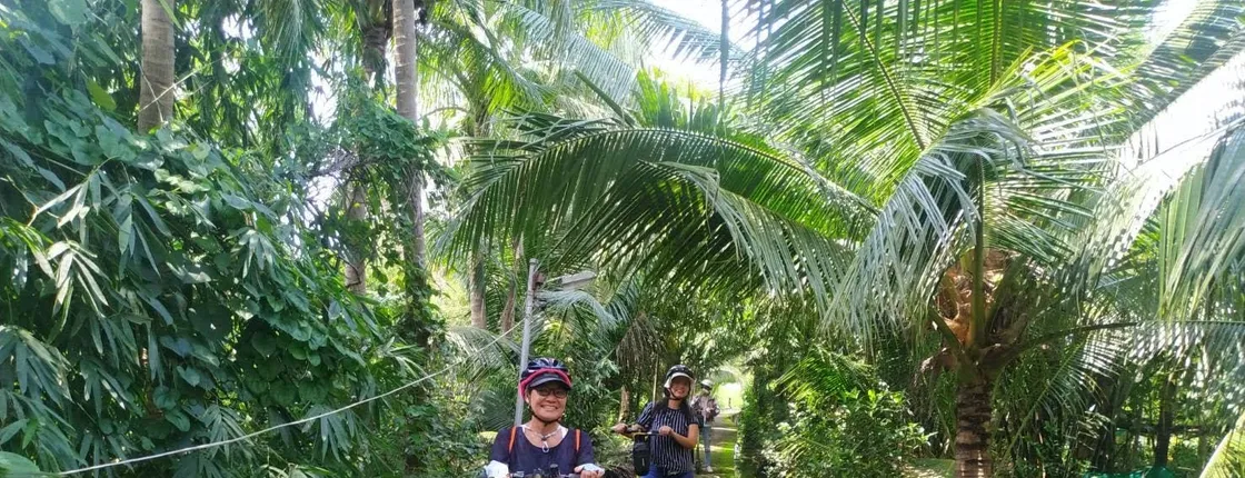 E-scooter Bang Kra Jao jungle tour in Bangkok