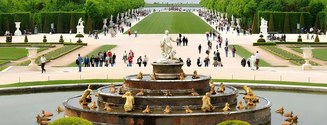Versailles with gardens self-guided tour with skip-the-line entry
