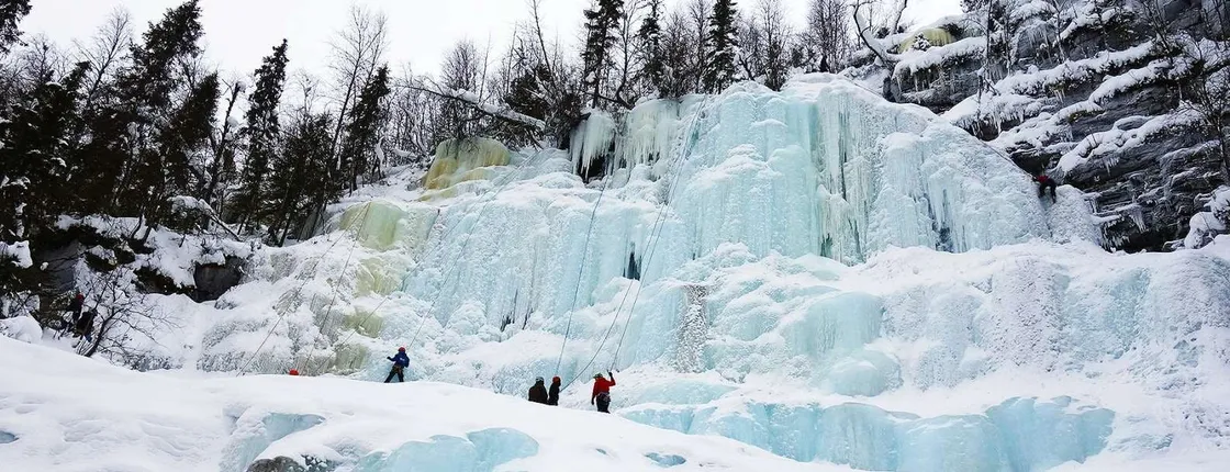 Korouoma Frozen Waterfalls Guided Tour with Hike