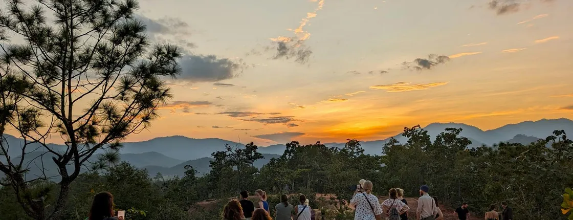 Private day tour of Pai's highlights with Pai Canyon by car