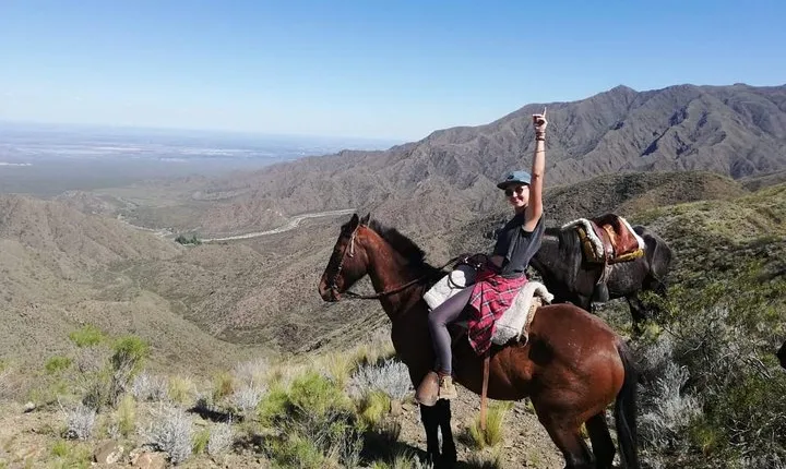  Horseback riding and roast in the mountains of Mendoza