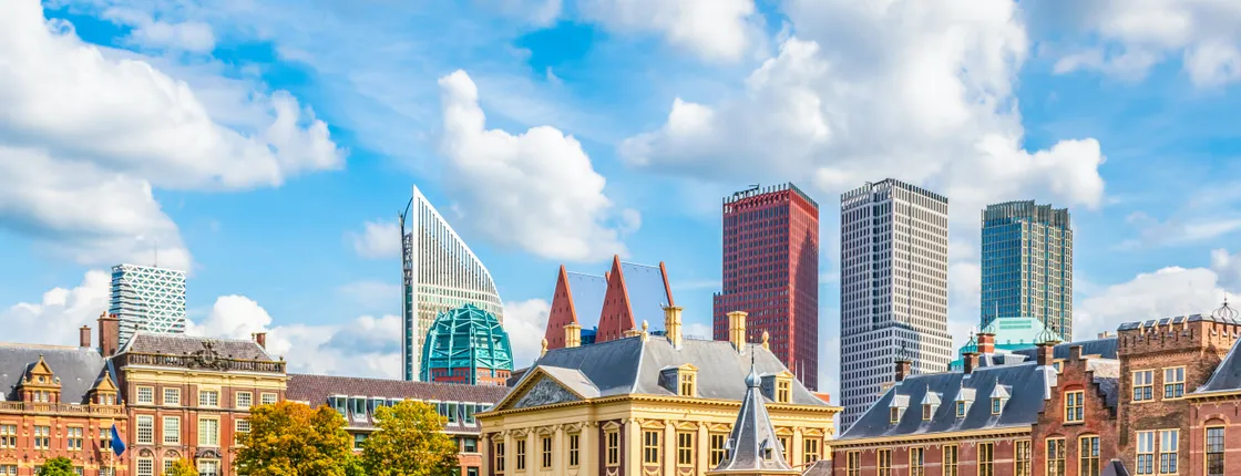 Self guided tour with interactive city game of The Hague