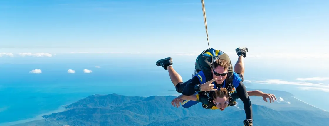 15,000 Ft Skydive Experience in Cairns North Queensland