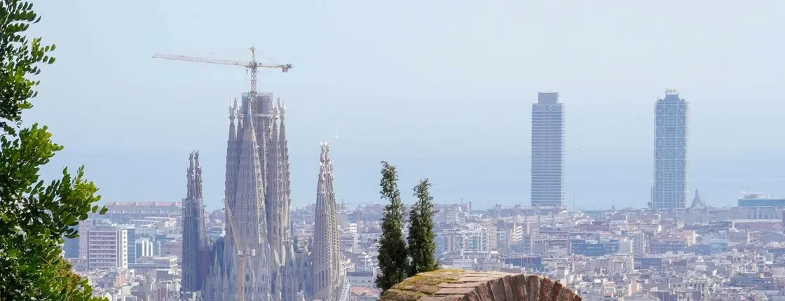 Park Güell and Sagrada Familia guided tour