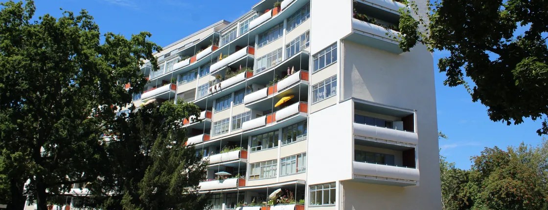 Architecture tour Berlin: The Hansaviertel 1957