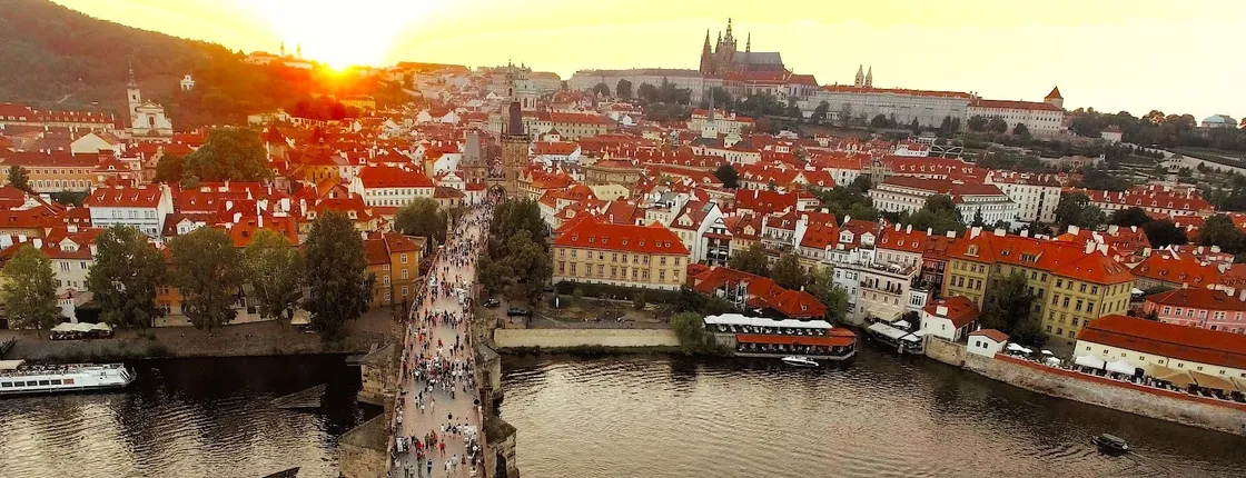 Prague evening cruise with buffet-style dinner