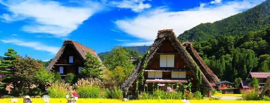 Hida Takayama and Shiragawa-go Guided Tour from Nagoya
