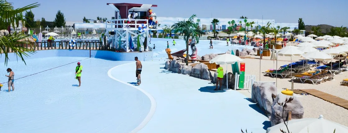 Parque Warner Madrid and Parque Warner Madrid Beach tickets for 1, 2 and 3 days