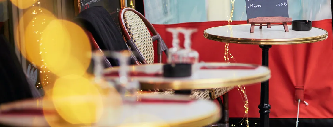 Food and wine tour in Montmartre
