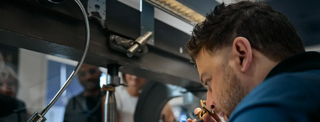 Diamond experience in the oldest diamond factory in the world