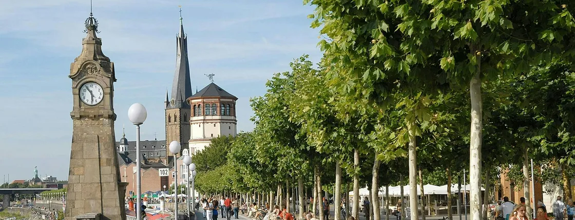 1-Hour Guided Walking Tour of Düsseldorf in English
