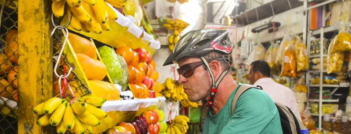 Surquillo market experience and Peruvian cooking class in Lima