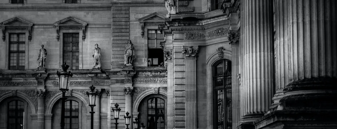 A guided tour of Paris: crime and mystery