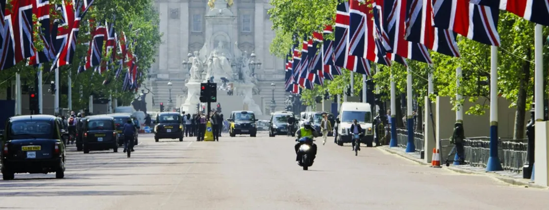 London Top Sights Guided Tour with Entrance to Westminster Abbey