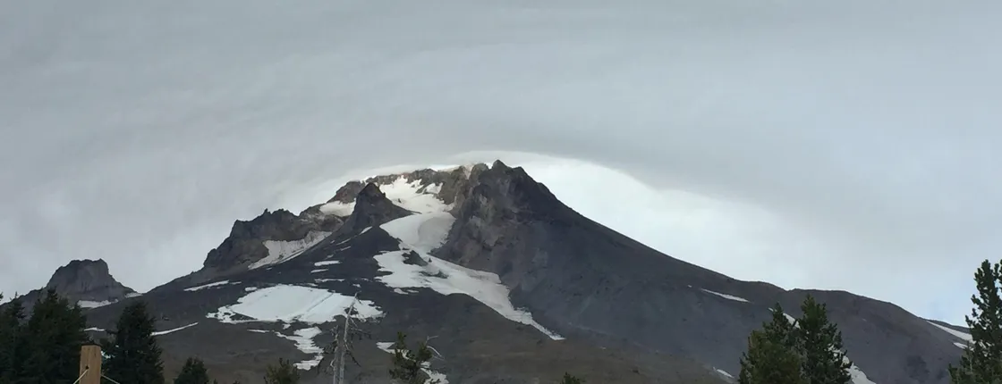 Mt. Hood Waterfall tour with lunch and wine tasting