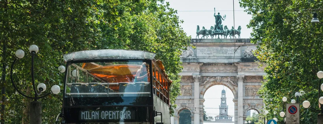 Milan open top hop-on hop-off bus tour 24 hours