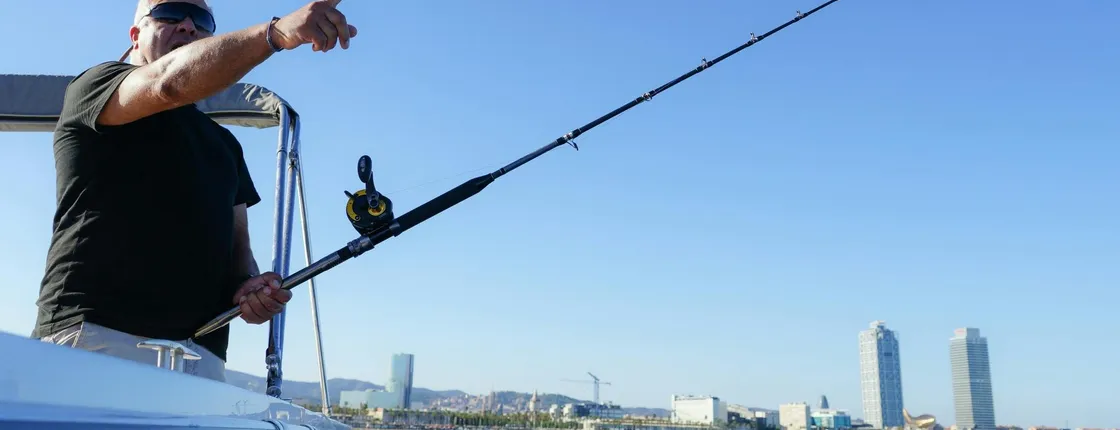 All-inclusive guided fishing experience in Barcelona