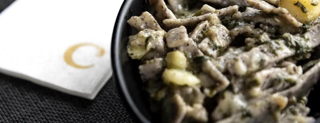 Cheese and pizzoccheri tasting on Lake Como Mountains