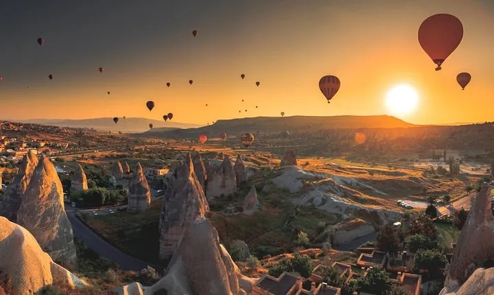 6-Day Istanbul and Cappadocia Small-Group Guided Tour