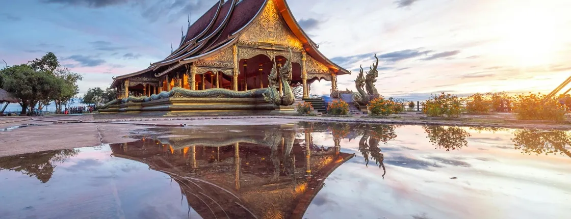 Full day temple tour from Khao Lak with lunch