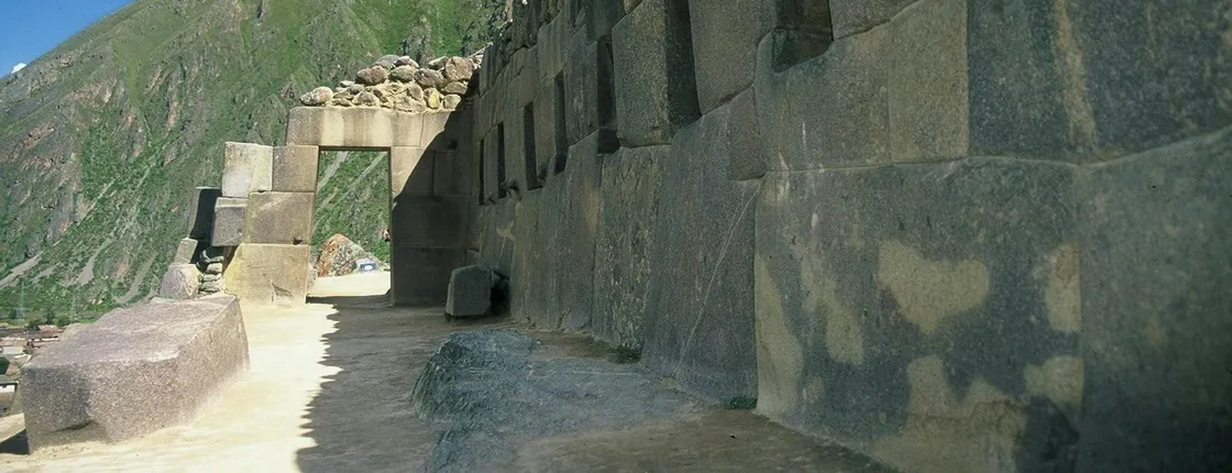 Half-day private tour to Ollantaytambo fortress