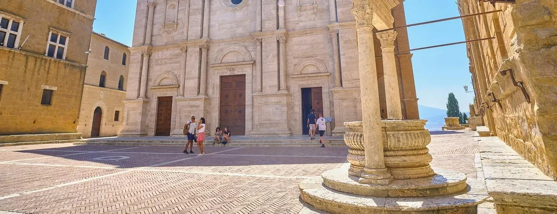 Montepulciano and Pienza tour with cheese and wine tasting from Rome