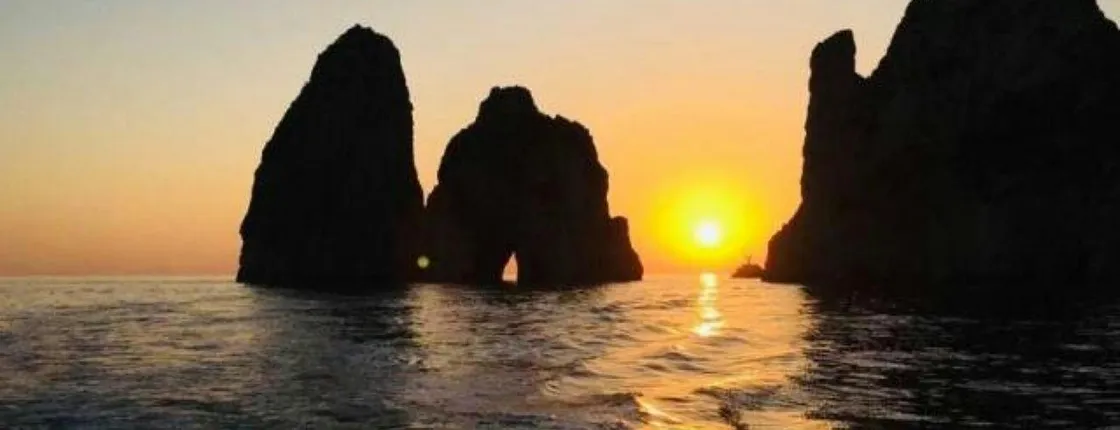 Unforgettable magic island sunset tour experience