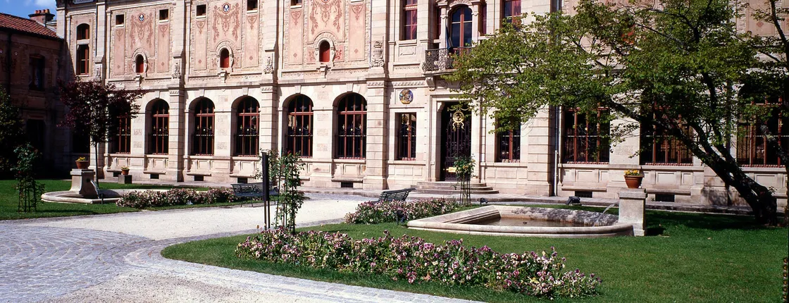 Entrance tickets to the Porcelain Museum of Limoges – Musée National Adrien Dubouché