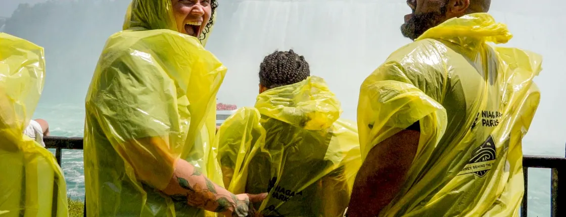 Niagara Falls small group walking tour