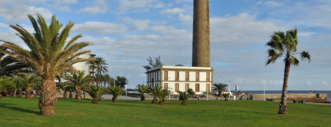 E-Bike city tour with camel safari across Maspalomas dunes