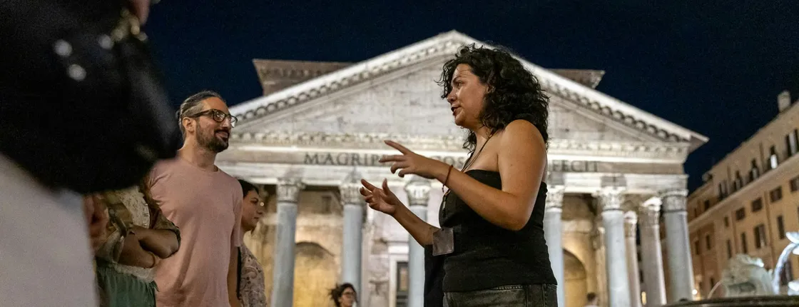Rome City, Pantheon, and Trevi Fountain night walking tour