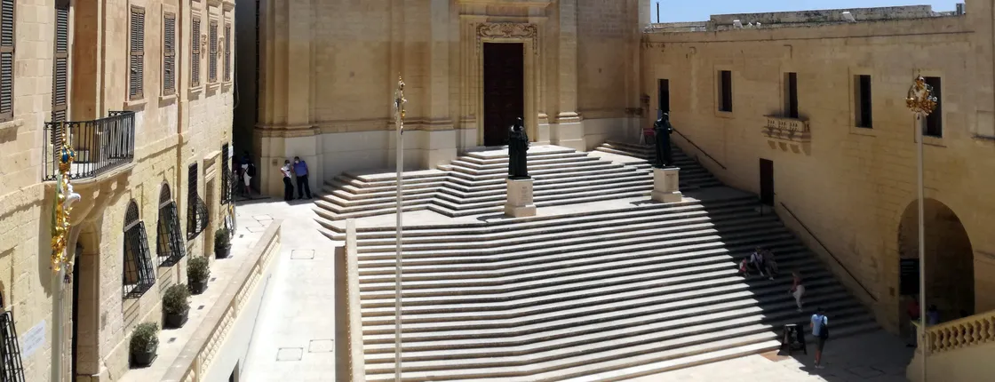 Gozo History, Food and Shopping Tour