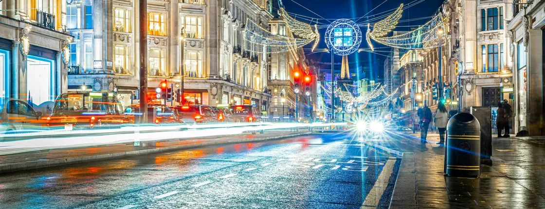 London Christmas lights open top bus tour and single boat trip