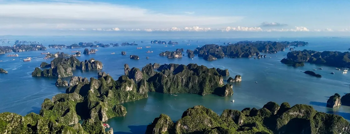 Ha Long Bay full-day cruise with caves and island visit