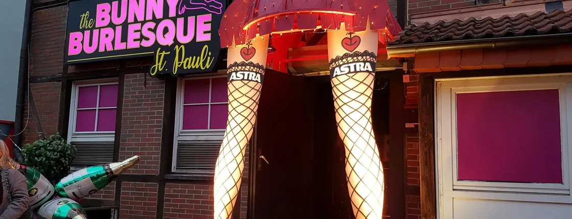 Hamburg Kiez Tour - on the trail of drag queen "Olivia"