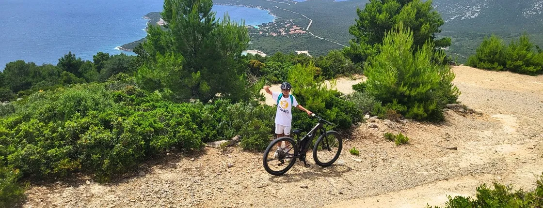 Le Prigionette Oasis e-bike tour from Alghero