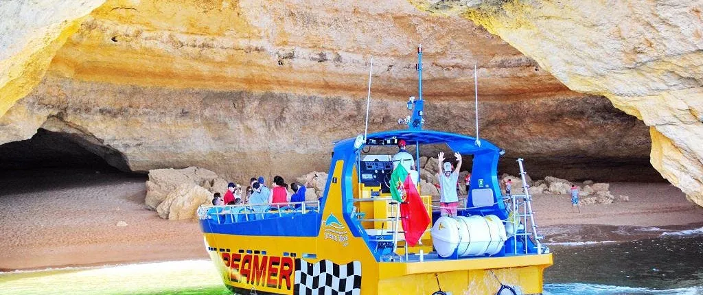 Dreamer Cave and Dolphins Boat Tour Albufeira