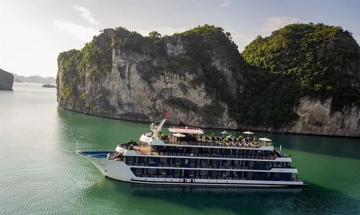 Rosy Cruise Halong & Lan Ha Bay Luxury 5 Star Cruise (2D1N)
