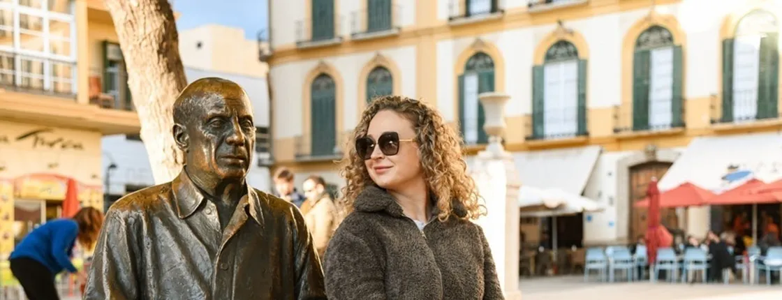 Picasso Guided Walking Tour in Malaga