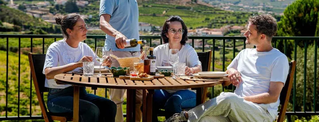 Exclusive Douro Valley lunch with estate wine pairings