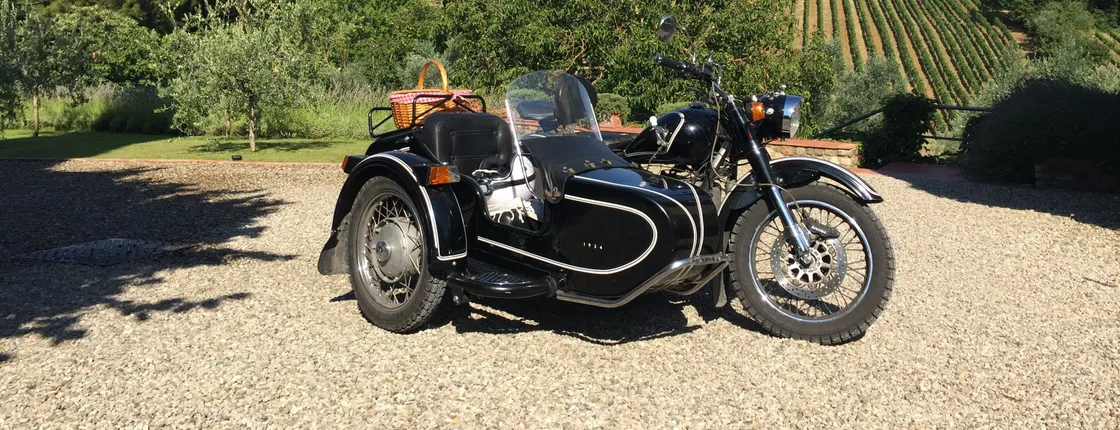 Chianti sidecar tour with wine tasting and lunch