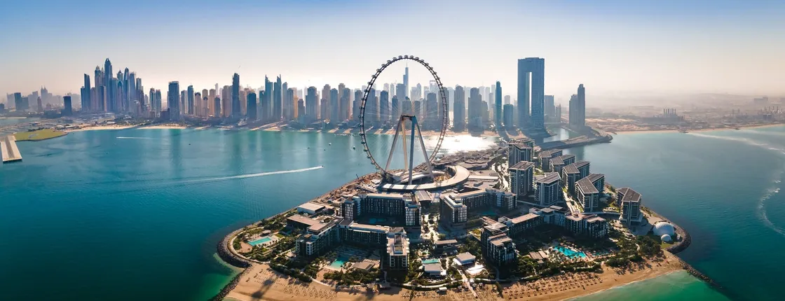Guided walking tour of Dubai Marina with food tasting