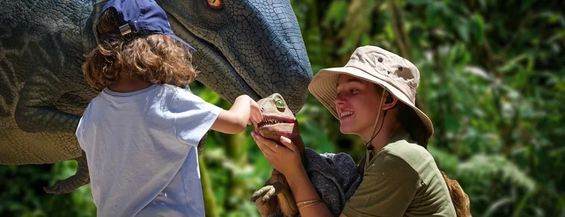Dinosaurland and Caves of Hams combined ticket